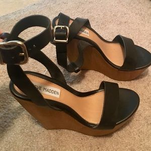 Steve Madden Wedge size 6.5